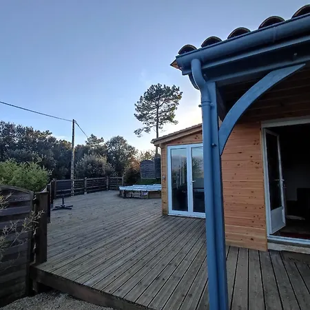 Holiday home Maison Privee Cloturee, Piscine Hors-sol Et *