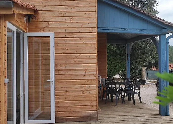 Maison Privee Cloturee, Piscine Hors-sol Et Proissans