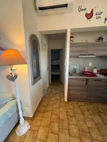 Feriehus Maison Privee Cloturee, Piscine Hors-sol Et